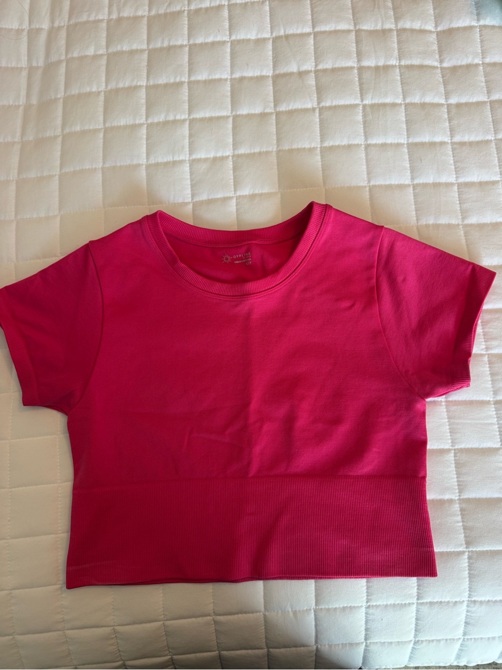 aerie Hot Pink Short Sleeve Crop Top